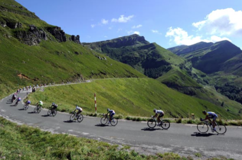 Vuelta España etapa 18 recorre Valles Pasiegos