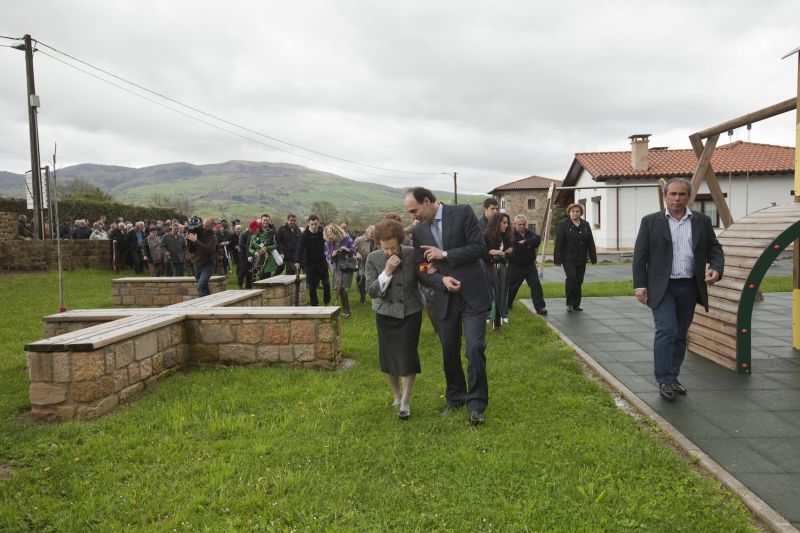 Inaugurado el parque «Daniel Trueba» en Saro
