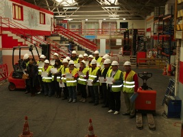 Taller «Operador de Carretilla Elevadora» en el PIE «Transforma» Valles Pasiegos.