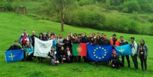 Visita de jóvenes participantes del proyecto ERASMUS + Juventud