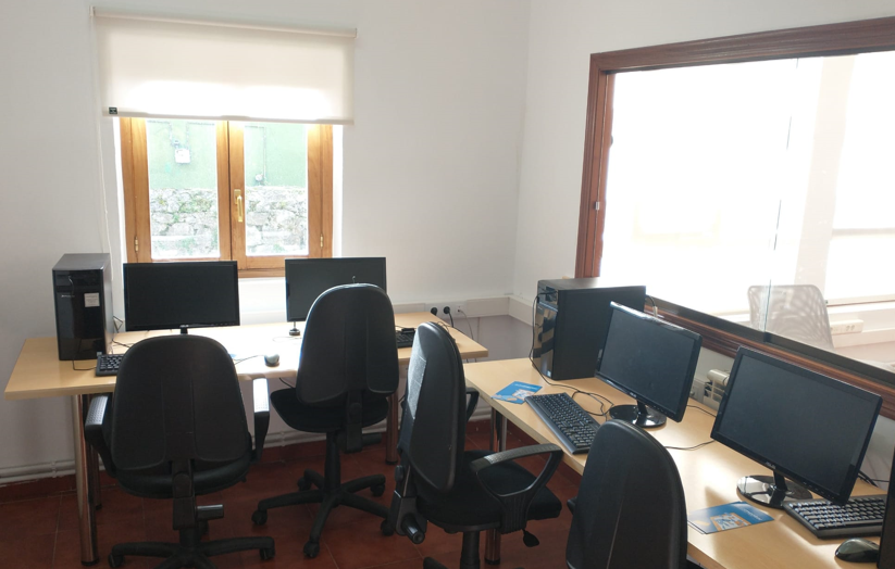 Aula Mentor Castañeda